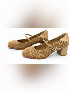 Cozy Island Mary Jane Block Heel Pumps – Size 7.5 – Never Worn